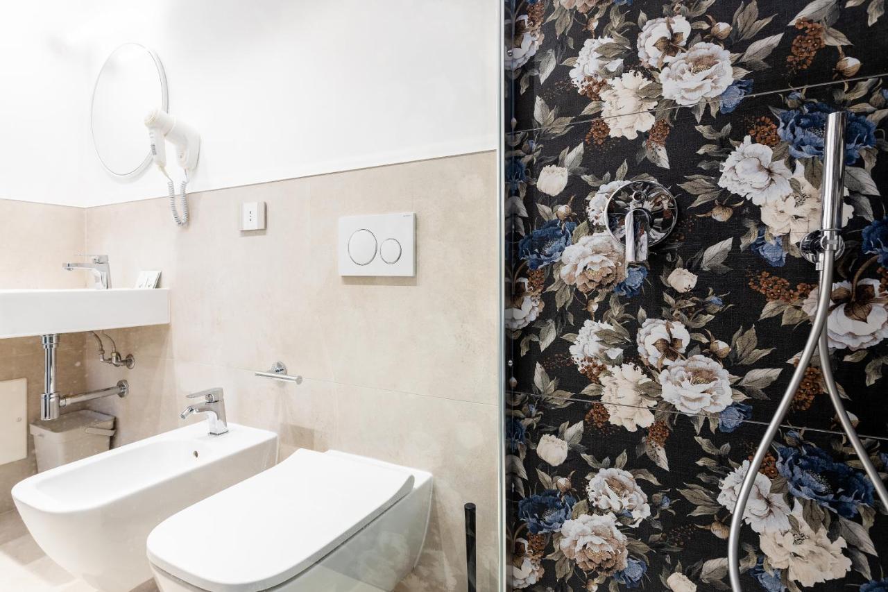 Magnini Rooms Кальяри Экстерьер фото