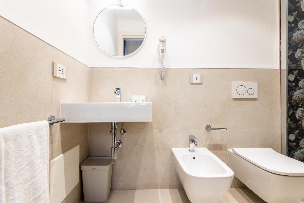 Magnini Rooms Кальяри Экстерьер фото