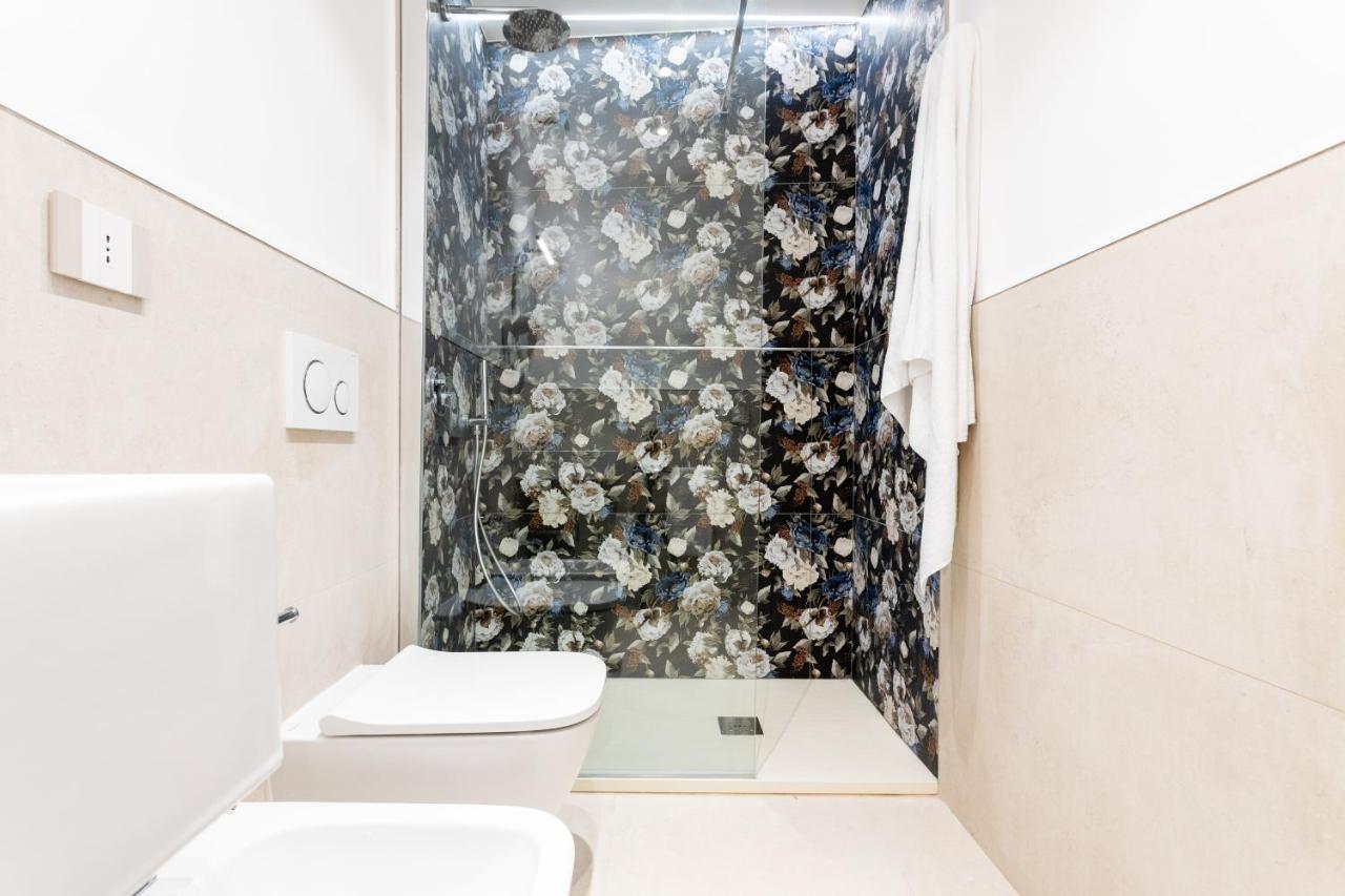 Magnini Rooms Кальяри Экстерьер фото