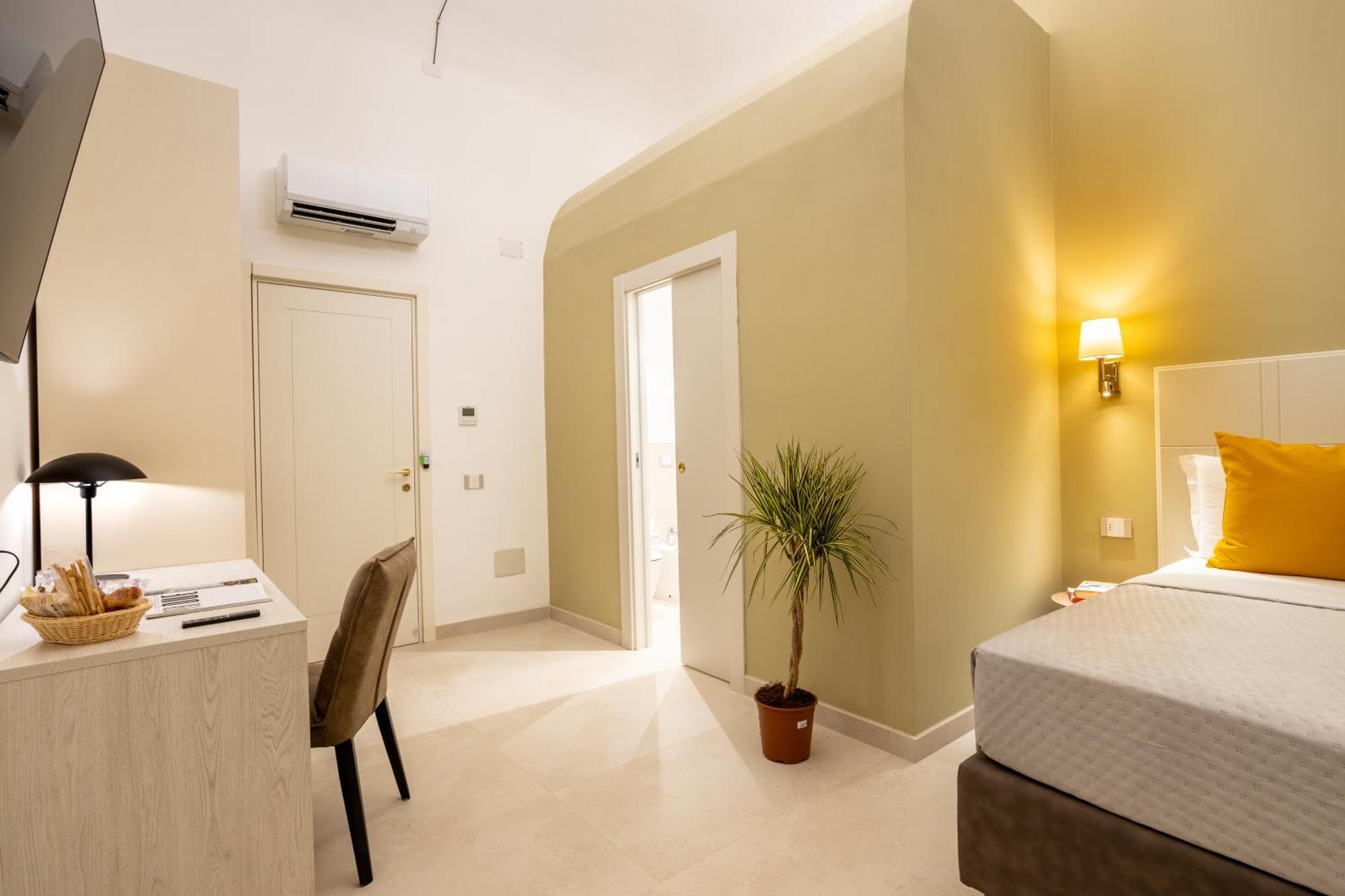 Magnini Rooms Кальяри Экстерьер фото