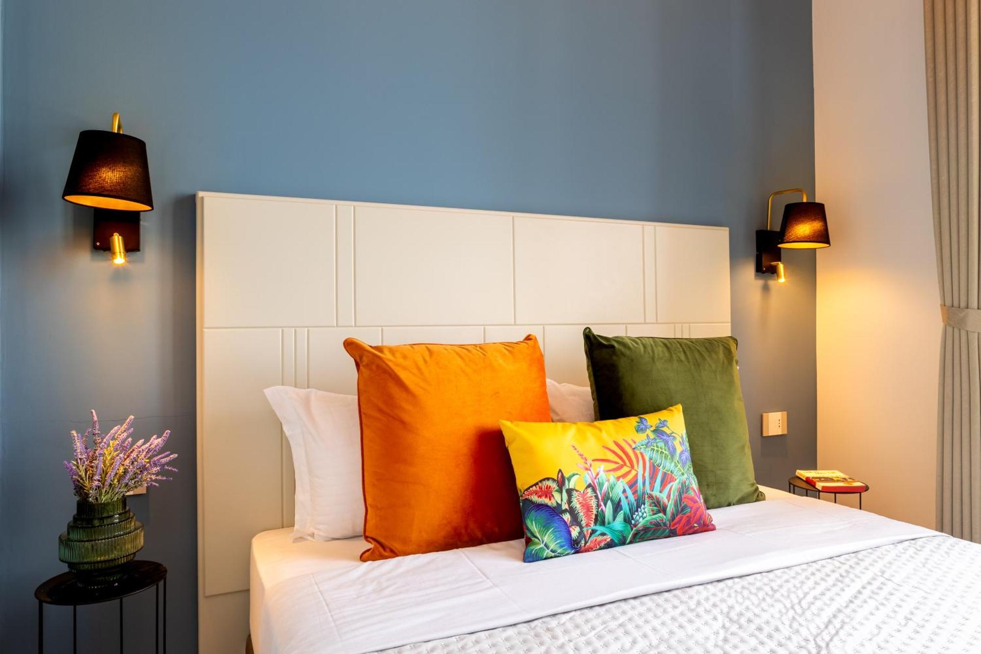 Magnini Rooms Кальяри Экстерьер фото