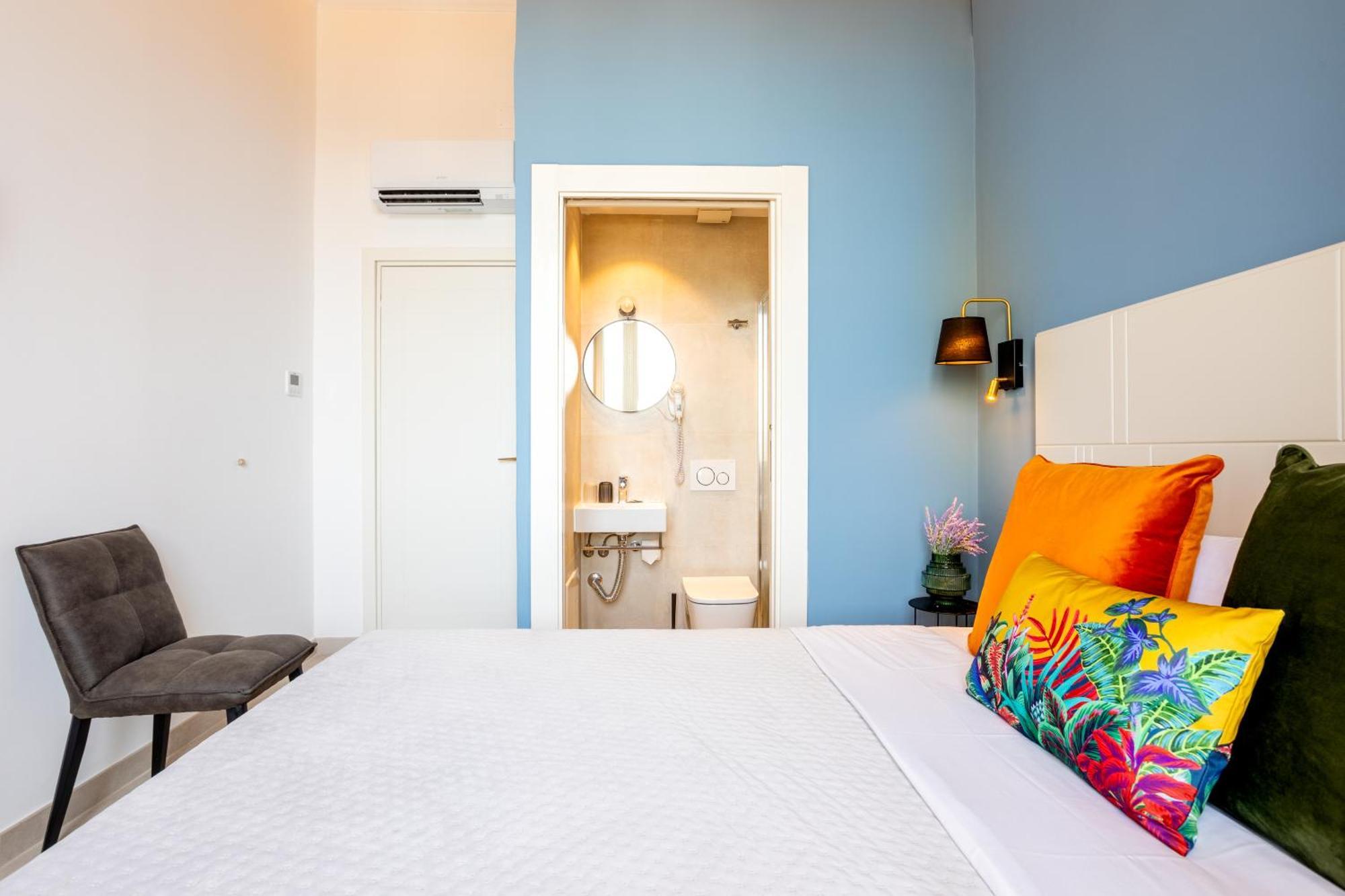 Magnini Rooms Кальяри Экстерьер фото